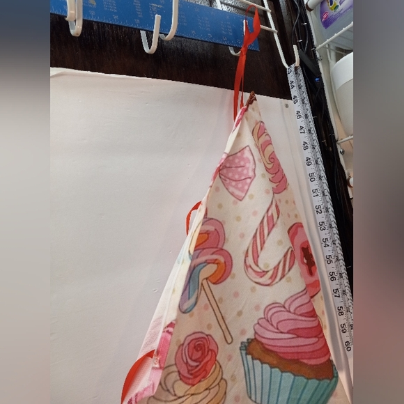 Handmade Fabric Pattern Sweets Christmas Holidays White 14 1/2 x 9 Tree Skirt - Picture 4 of 8